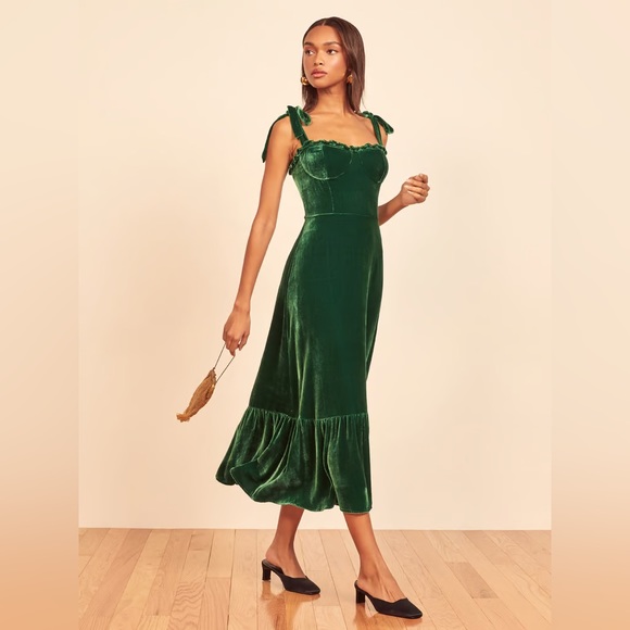Reformation Antoinette Velvet Dress in Emerald - Picture 6 of 15